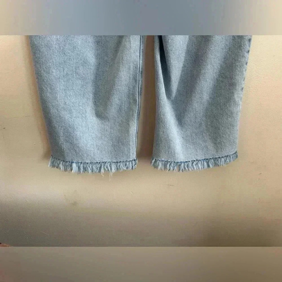 Talbots Wide Leg Crop Jeans Raw Hem Maui Wash, size 4 - Picture 8 of 16